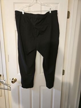 Liverpool Black Women's Cropped Trousers